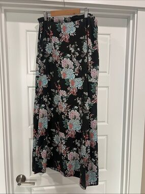 Tolani Collection Black Maxi Skirt with Pastel Floral Print. Size M